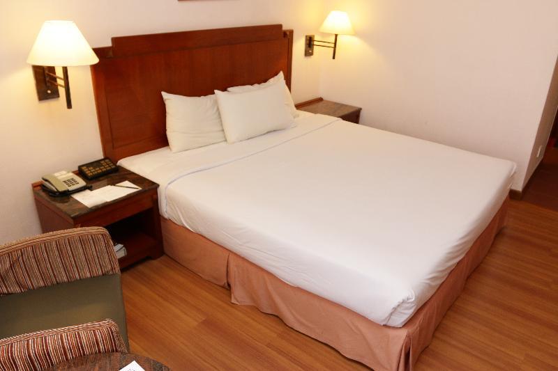 Holiday Villa City Center Alor Setar Exterior foto